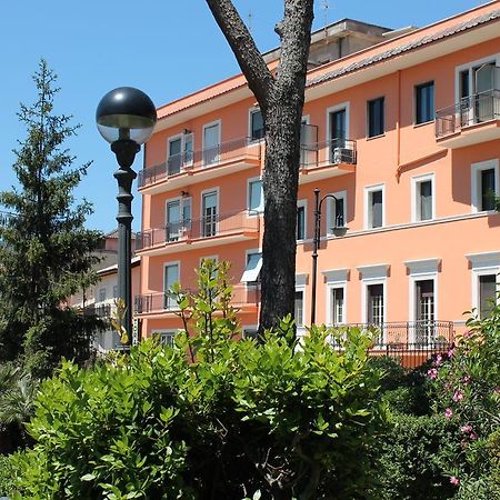 Hotel La Villa Ceccano Εξωτερικό φωτογραφία