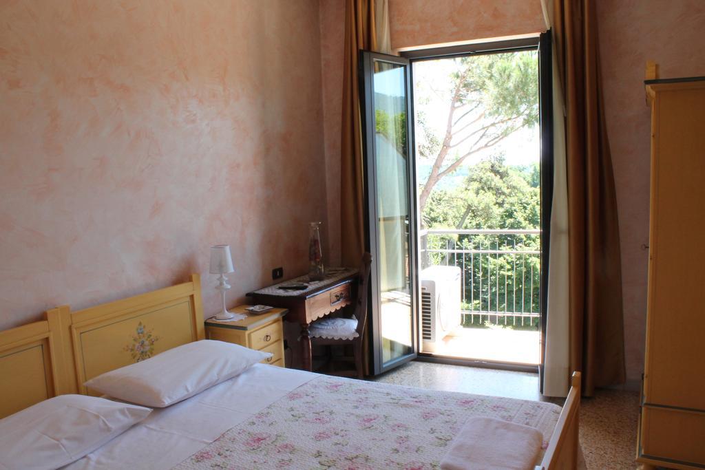 Hotel La Villa Ceccano Δωμάτιο φωτογραφία
