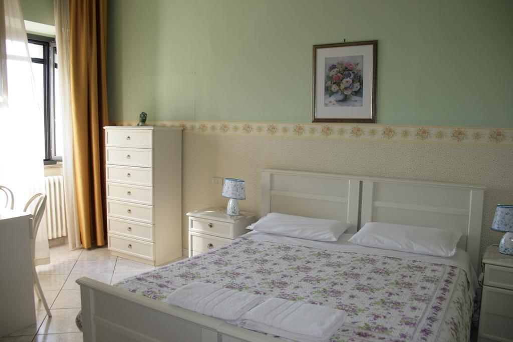 Hotel La Villa Ceccano Δωμάτιο φωτογραφία