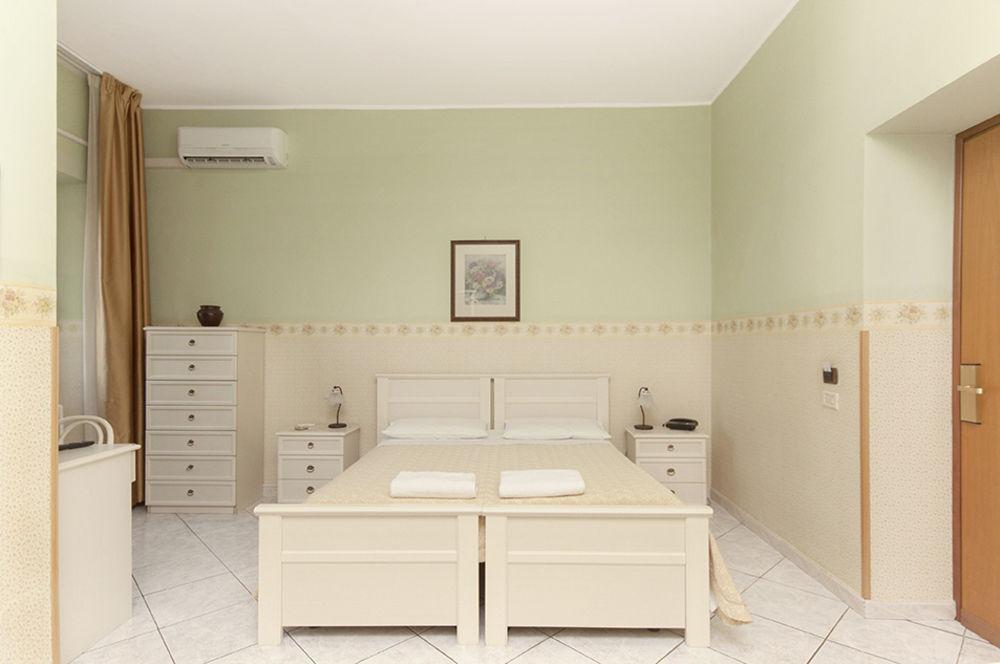 Hotel La Villa Ceccano Εξωτερικό φωτογραφία