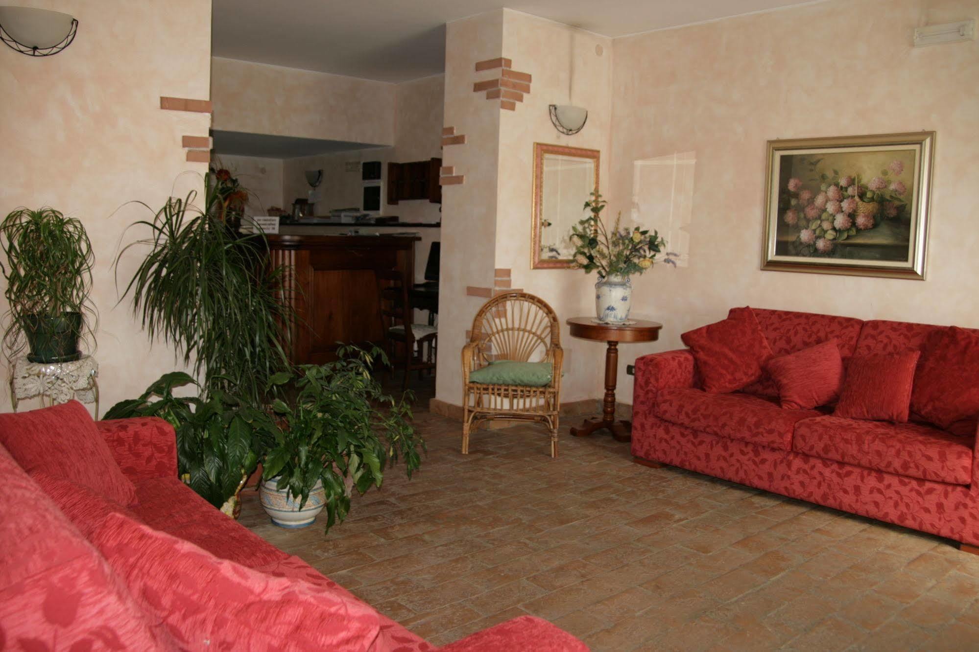 Hotel La Villa Ceccano Εξωτερικό φωτογραφία