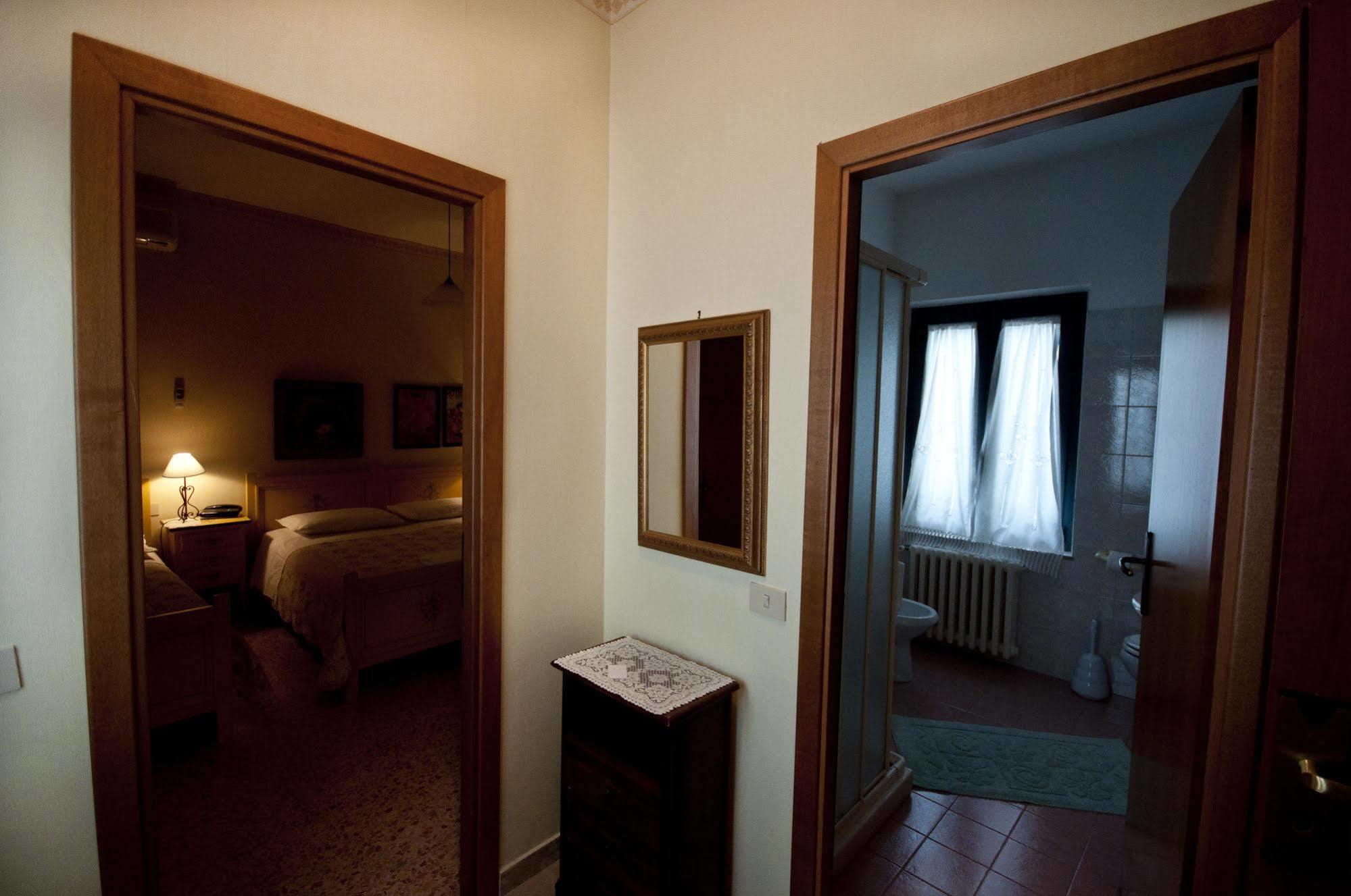 Hotel La Villa Ceccano Εξωτερικό φωτογραφία